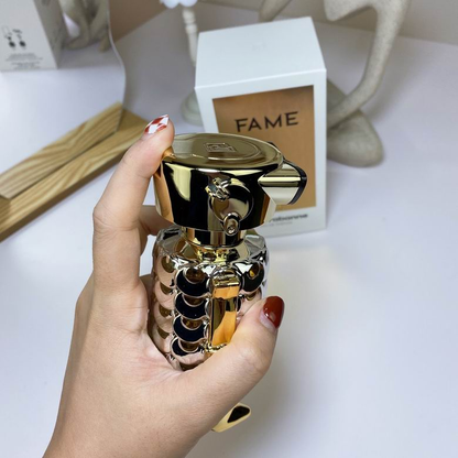 Fame robot bottle front view